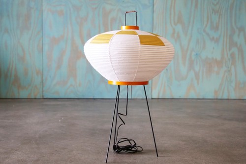 Noguchi akari 9ay lamp - akari,