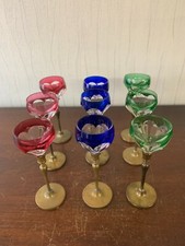 9 verres à liqueur ancien en