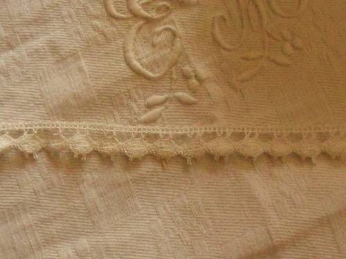 Magnifique dentelle - *82*,