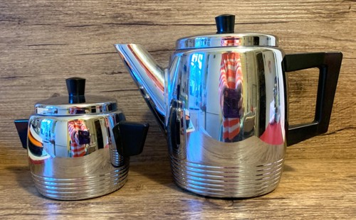 Cafetière théière et - /,