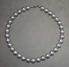 Collier ras de cou  perles