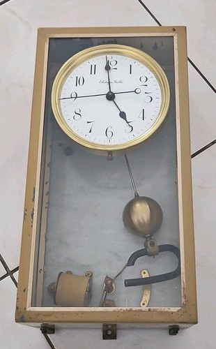 Ancienne pendule murale - pendule,