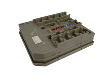 674658A Renault Clio MK3 Modus /05-14 IPDM Engine Relay And Fuse Box Module Unit