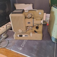 Projecteur ancien Super 8