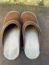 Sabots suédois en bois à