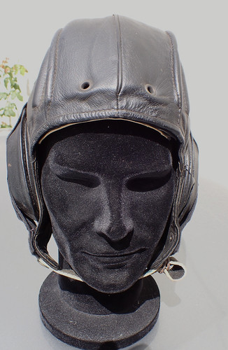 Vieux casque pilote - de,