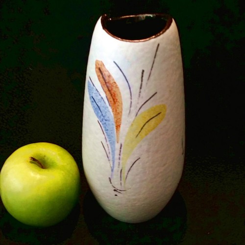 Très rare vase peint main