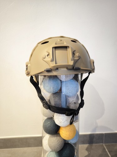 Casque tactique militaire