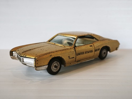 Buick riviera car model - riviera, made