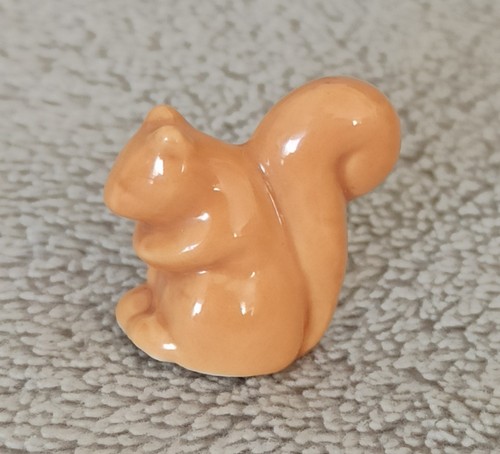 Fève écureuil squirrel - fève,