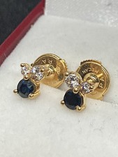 Puces clous d'oreilles saphir