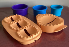 Tupperware emporte pièces petits et grand chausson et 3 emporte pièces TBE