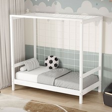 Lit d'enfant but de football