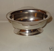 ANCIENNE SAUCIERE EN METAL ARGENTE POINCONNE WISKEMANN + DRAPEAU SUISSE ET N° 4