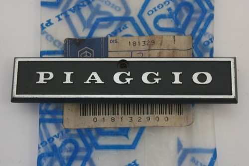 Plaque avant badge piaggio - plaque,