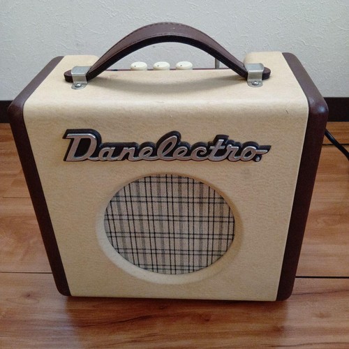 Amplificateur guitare - de,