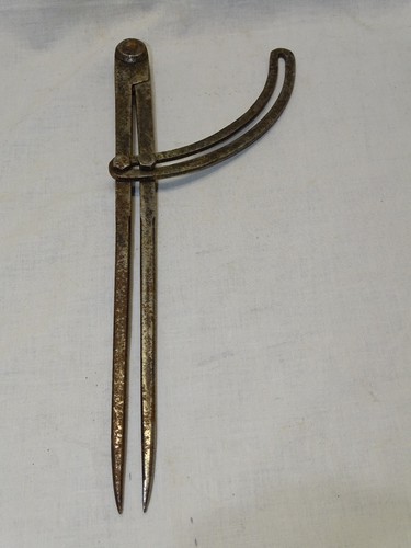 Joli compas fer forge xixe - compas,