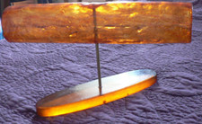 Présentoir à bijoux bracelet collier pendentif chaîne résine synthétique design