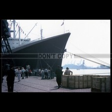 Photo B.001195 SSEBOAT FRANCE FILMING FILM 'LE CEREBRO' 1968 LE HAVRE