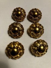 Série de 6 boutons dorés -