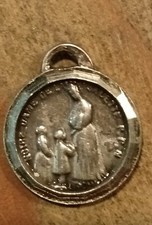 Médaille Religieuse Ancienne