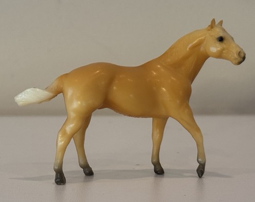 Breyer quarter horse stallion - breyer,