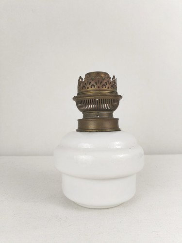 Lampe pétrole ancienne - lampe,