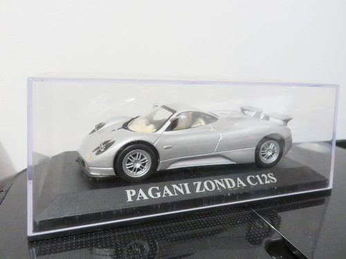 Voiture miniature pagani zonda - miniature,