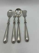 SERVICE HORS D OEUVRES 4 PCS