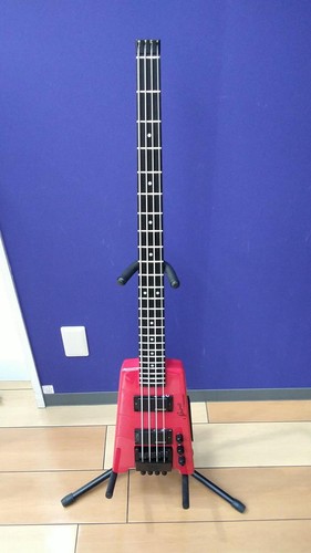 Guitare basse électrique