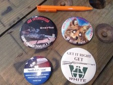 Lot de 4 badges arme chasse tir smith & wesson white cheytac alliant powder