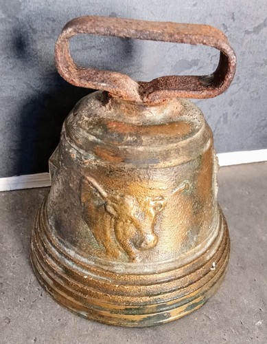 Ancienne belle cloche vache - ancienne,