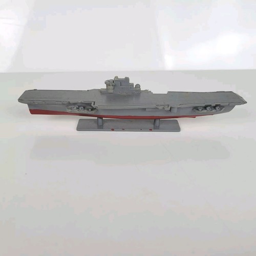 Maquette porte avion royal - porte-avion,