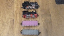 MARKLIN 3000 + 3029 + 2 WAGONS