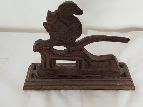 Ancien casse noisette fonte - casse, en