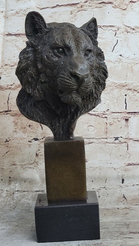 Sculpture statue puma - puma, cougar