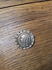 Ancienne Broche Représentant La Vierge Marie, Argent Et Marcassite Art Déco 