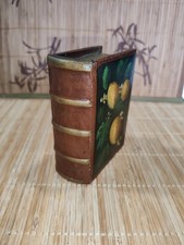 ANCIENNE BOITE FAUX LIVRE  BOITE A SECRETS  EN BOIS PEINT 