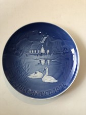 Assiette En Porcelaine