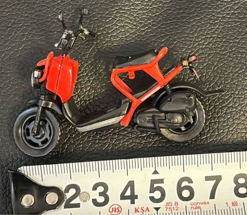 Mini voiture moto honda zoomer - voiture,