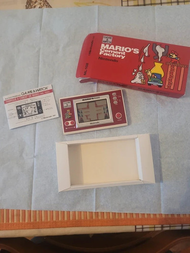 Nintendo game watch - &, mario's