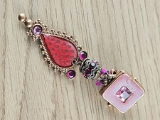 Boucle d’oreille orpheline