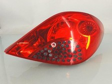 Feu arriere principal droit