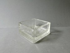 vide poche pavé de verre