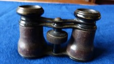 JUMELLES de  THEATRE  Anciennes métal et cuir