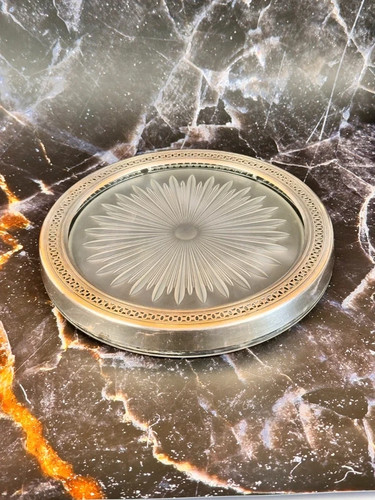 Dessous plat - de,
