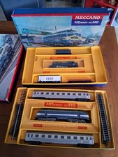 TRAIN HORNBY HO /2 BOITES AVEC LOCOS + WAGONS
