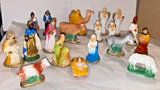 Vintage 19 Piece Manger Set