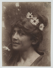 Gloeden, young man transvestite Portrait of the young Ritratto di Giacomo as a woman. vi