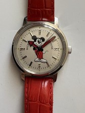 .Montre vintage MICKEY MOUSE Rouge Remontage Manuel FONCTIONNE Xcllnt État